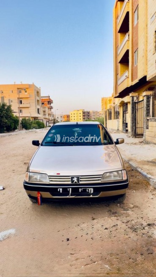 بيجو 405 1996 ذهبي يدوي مستعملة للبيع في مدينة بدر - 1