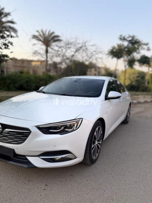 اوبل أنسيجنيا 2020 أبيض أوتوماتيك مستعملة للبيع في القاهرة الكبرى ( القاهرة - الجيزة) - 2