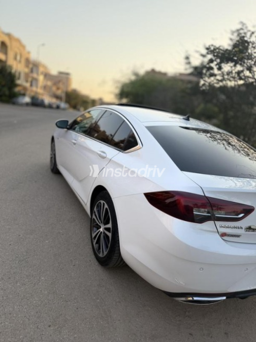 اوبل أنسيجنيا 2020 أبيض أوتوماتيك مستعملة للبيع في القاهرة الكبرى ( القاهرة - الجيزة) - 5