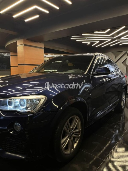 بي ام دبليو X4 2018 أزرق غامق أوتوماتيك مستعملة للبيع في المهندسين - 3