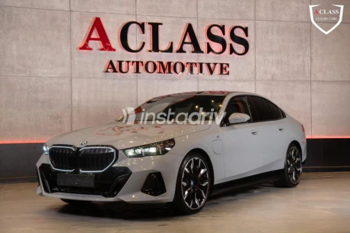 بي ام دبليو 530 E 2024 رمادي أوتوماتيك مستعملة للبيع في مدينة الشيخ زايد - 1