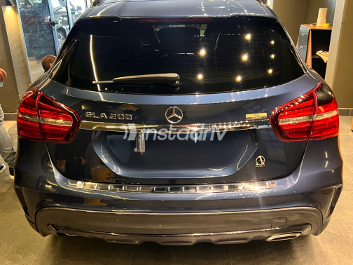 Mercedes CLA 200 2020 Blue Automatic Used for Sale in Alexandria - 3