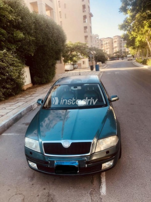سكودا اوكتافيا A5 2006 أخضر غامق أوتوماتيك مستعملة للبيع في مدينتى - 4