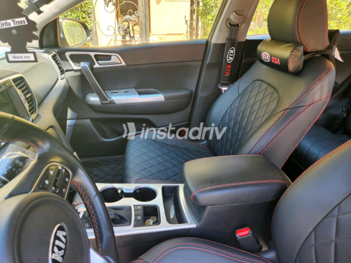 Kia Sportage 2017 Black Automatic Used for Sale in Alexandria - 3