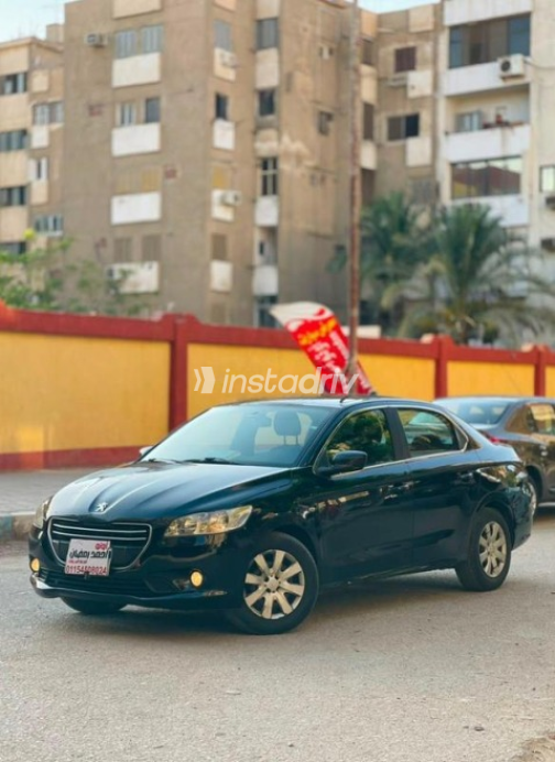 Peugeot 301 2015 Black Automatic Used for Sale in Cairo - 2