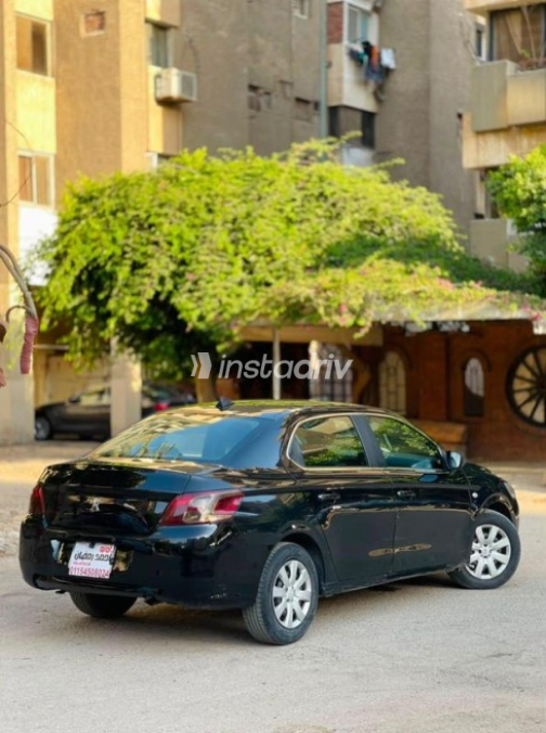 Peugeot 301 2015 Black Automatic Used for Sale in Cairo - 5