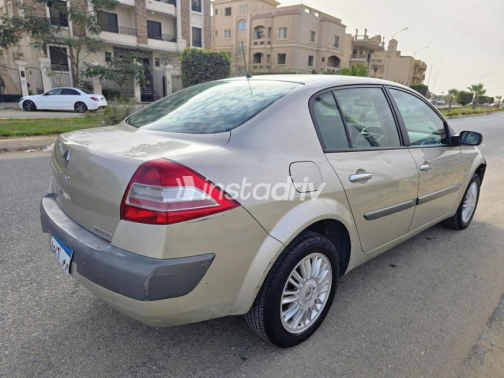 Renault Megane 2007 Gold Automatic Used for Sale in 6 October - 2