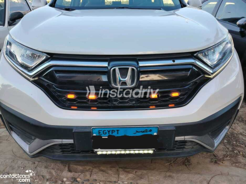 هوندا CRV 2022 أبيض أوتوماتيك مستعملة للبيع في القاهرة - 9