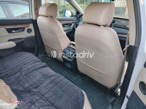 هوندا CRV 2022 أبيض أوتوماتيك مستعملة للبيع في القاهرة - 10