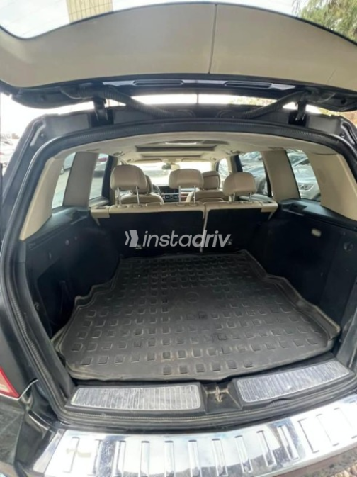 Mercedes CLK 2011 Black Automatic Used for Sale in Cairo - 8