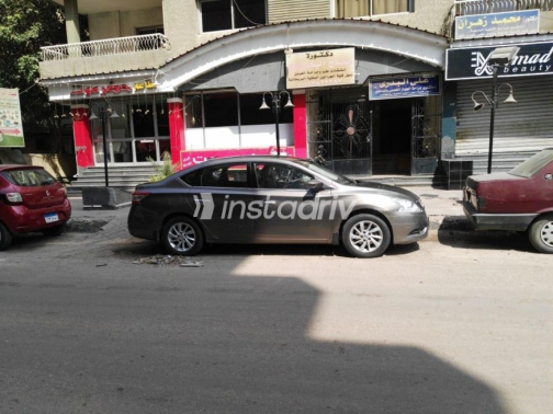 Nissan Sentra 2016 Dark Gray Automatic Used for Sale in Nasr city - 1