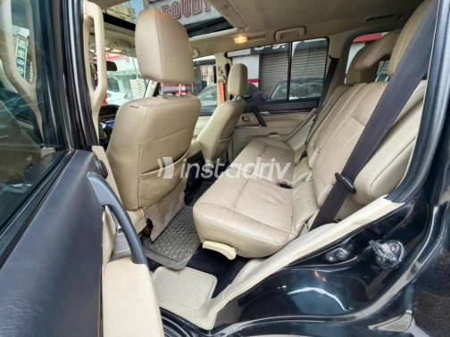 Mitsubishi Pajero 2017 Black Automatic Used for Sale in Cairo - 7
