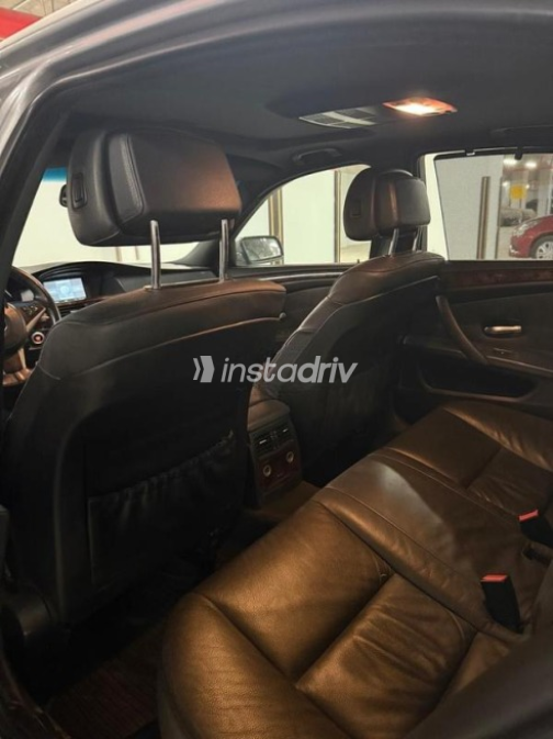 BMW 525 2008 Silver Automatic Used for Sale in Nasr city - 5