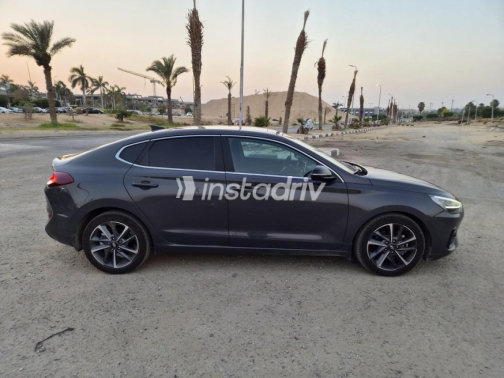 هيونداي I30 2026 أبيض أوتوماتيك مستعملة للبيع في القاهرة الكبرى ( القاهرة - الجيزة) - 3