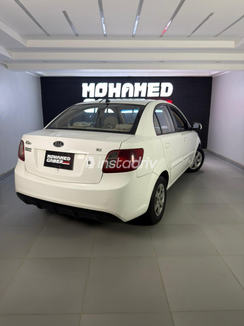 Kia Rio 2011 White Automatic Used for Sale in Heliopolis - 4