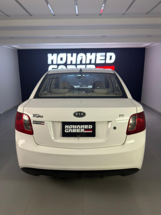 Kia Rio 2011 White Automatic Used for Sale in Heliopolis