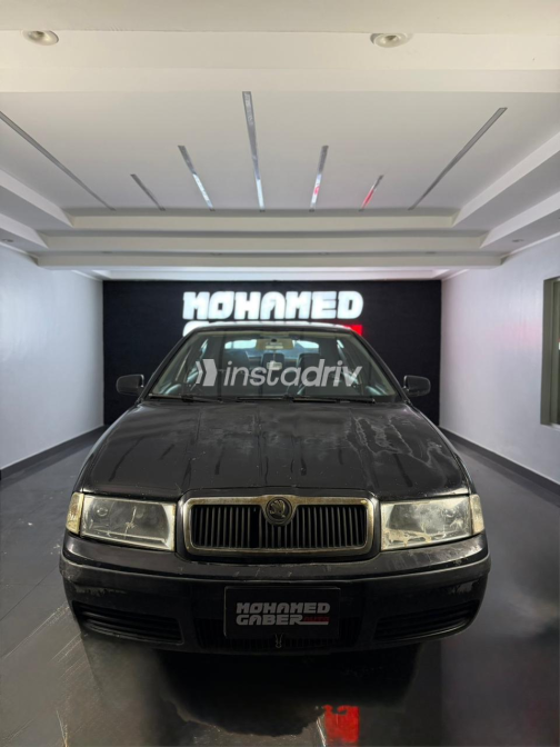 Skoda Octavia A4 2009 Black Manual Used for Sale in Heliopolis - 2