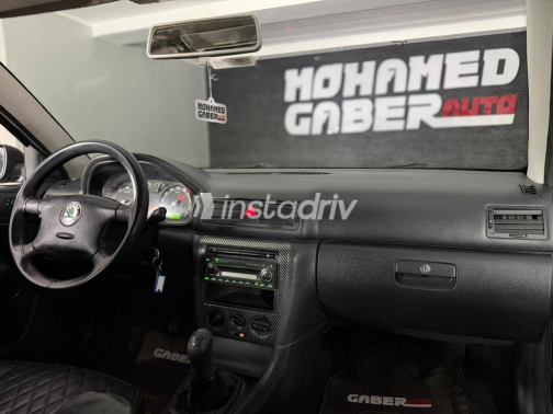 Skoda Octavia A4 2009 Black Manual Used for Sale in Heliopolis - 4