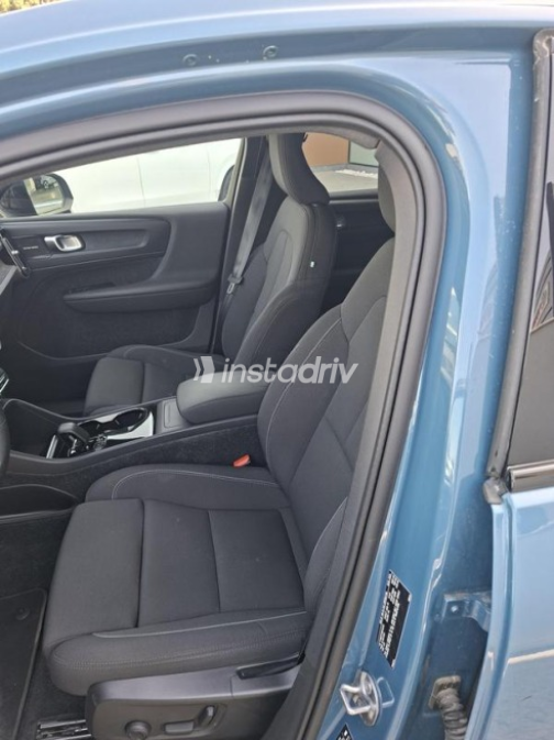 Volvo C40 2024 Dark Blue Automatic Used for Sale in Greater Cairo ( Cairo + Giza) - 10