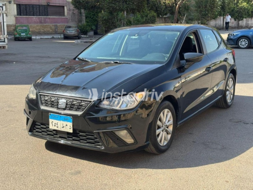Seat Ibiza 2019 Black Manual Used for Sale in Nasr city - 1