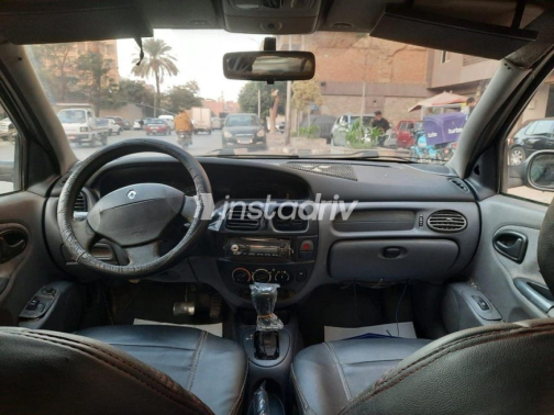 Renault Megane 2001 Dark Blue Automatic Used for Sale in Obour City - 3