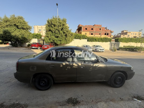 دايو نوبيرا 1 1999 ذهبي يدوي مستعملة للبيع في الجيزة - 4