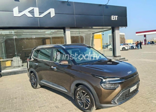 Kia Carens 2023 Brown Automatic Used for Sale in Greater Cairo ( Cairo + Giza) - 1