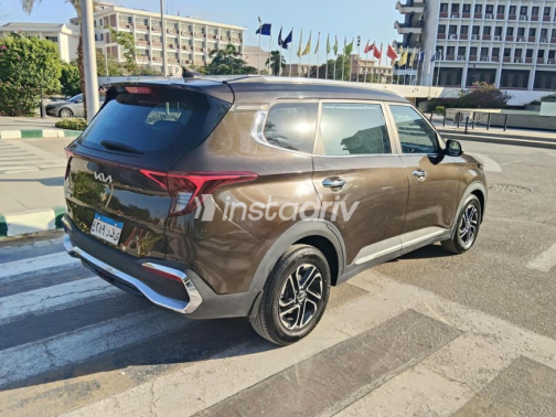 Kia Carens 2023 Brown Automatic Used for Sale in Greater Cairo ( Cairo + Giza) - 3