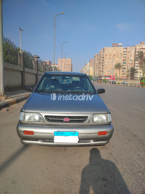 كيا برايد 2002 فضي أوتوماتيك مستعملة للبيع في الهرم - 3