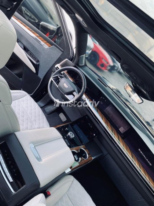 Cadillac Escalade 2025 Black Automatic Used for Sale in Cairo - 7