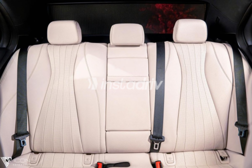 Mercedes E 200 2022 Black Automatic Used for Sale in Greater Cairo ( Cairo + Giza) - 7