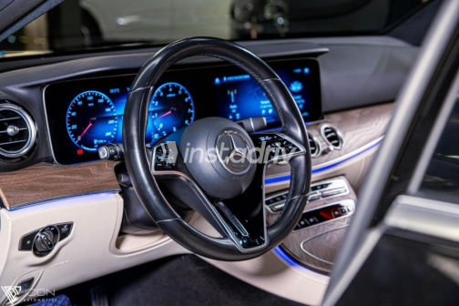 Mercedes E 200 2022 Black Automatic Used for Sale in Greater Cairo ( Cairo + Giza) - 9