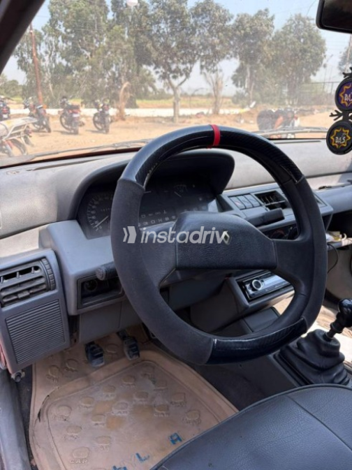 Renault Clio 1994 Red Manual Used for Sale in Faqous - 3