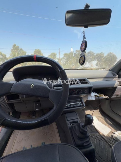 Renault Clio 1994 Red Manual Used for Sale in Faqous - 7