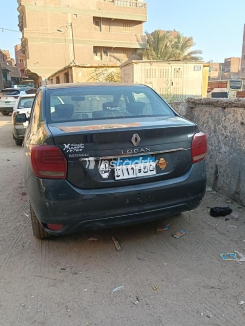 Renault Logan 2019 White Automatic Used for Sale in Greater Cairo ( Cairo + Giza) - 3
