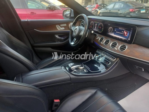 مرسيدس E 350 2018 فضي أوتوماتيك مستعملة للبيع في مدينة الشيخ زايد - 6