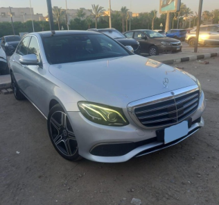 مرسيدس E 350 2018 فضي أوتوماتيك مستعملة للبيع في مدينة الشيخ زايد
