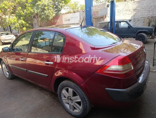 Renault Megane 2005 Red Automatic Used for Sale in Cairo - 6