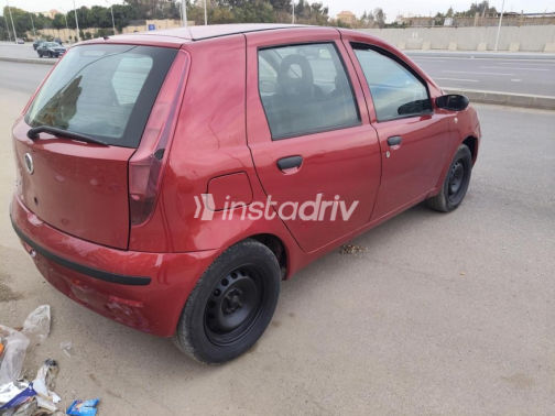 Fiat Punto 2011 Yellow Manual Used for Sale in Cairo - 3