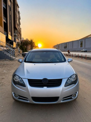 Brilliance FRV Cross 2010 Silver Manual Used for Sale in Cairo
