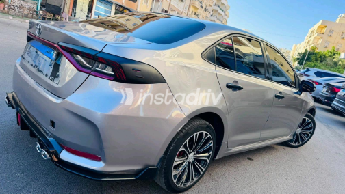 Toyota Corolla 2020 Bronze Automatic Used for Sale in Heliopolis - 5
