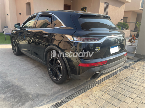 دى اس DS7 2019 أسود أوتوماتيك مستعملة للبيع في القاهرة - 1