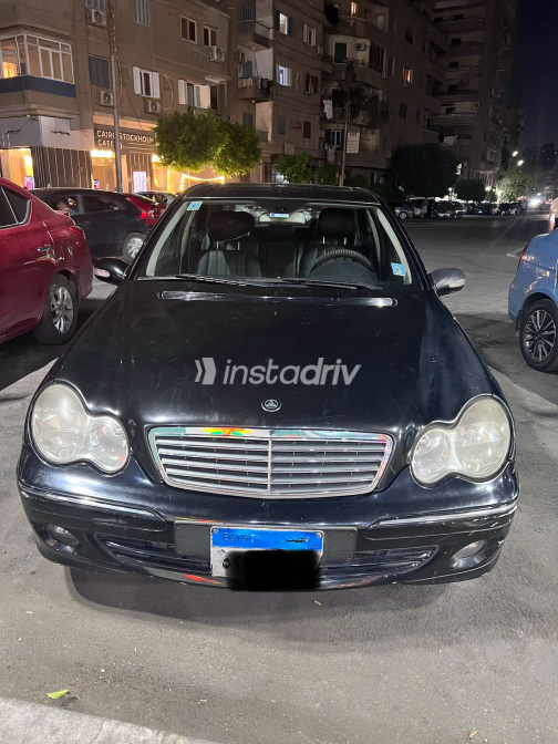 Mercedes C 200 2006 Black Automatic Used for Sale in Heliopolis - 1