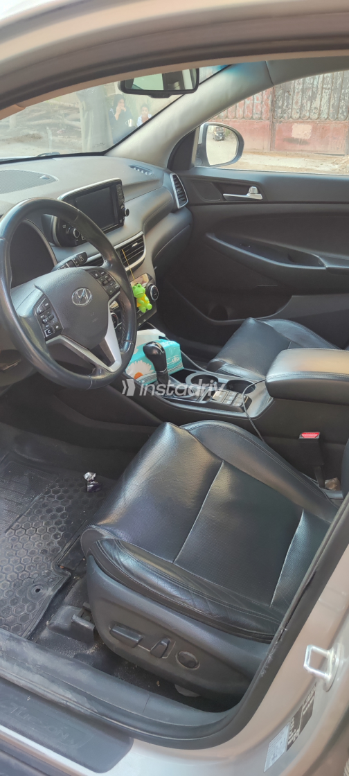 Hyundai Tucson 2020 Gray Automatic Used for Sale in El Haram - 5