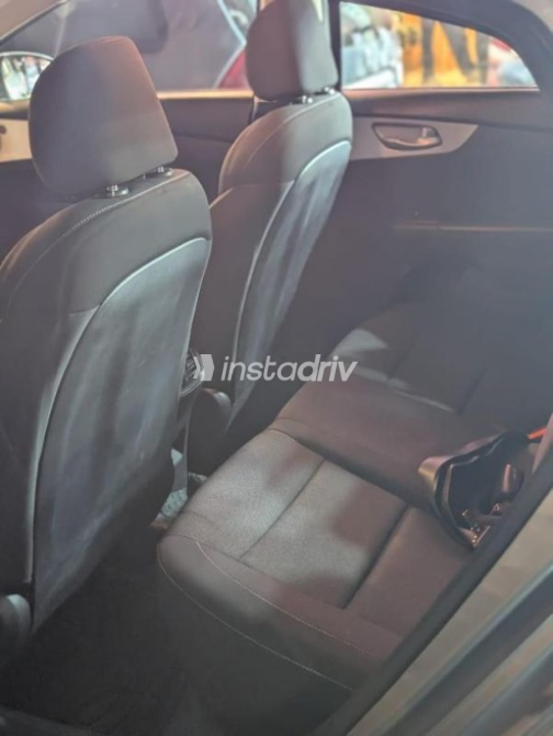 Kia Grand Cerato 2022 White Automatic Used for Sale in Greater Cairo ( Cairo + Giza) - 4