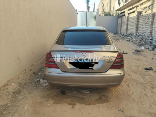 Mercedes 200 2004 Gray Automatic Used for Sale in Alexandria - 2
