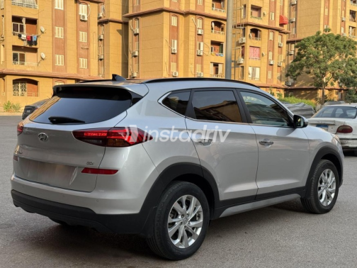 Hyundai Tucson GDI 2019 Silver Automatic Used for Sale in Cairo - 4