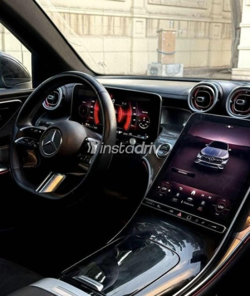 مرسيدس GLC 200 2024 رمادي أوتوماتيك مستعملة للبيع في مدينة الشيخ زايد - 5