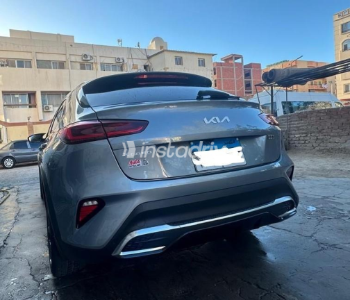 Kia Xceed 2022 White Automatic Used for Sale in Greater Cairo ( Cairo + Giza) - 3