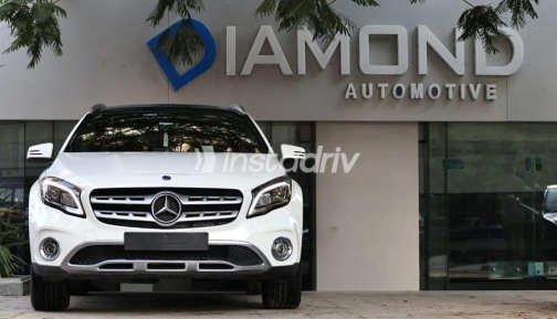 Mercedes GLA 200 2019 White Automatic Used for Sale in Cairo - 1